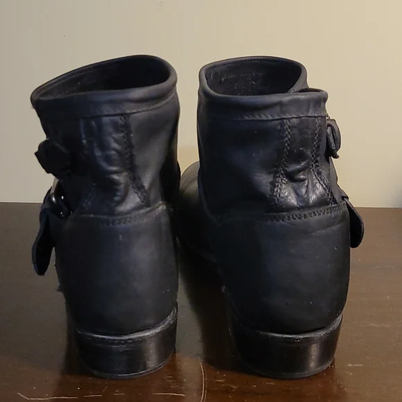 Women's size US10 Eur41 authentic Ash leather boots - Picture 2 of 7